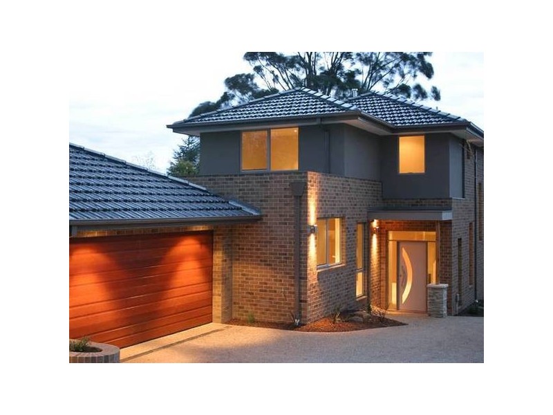 2/4a Buchanan Road, Berwick VIC 3806