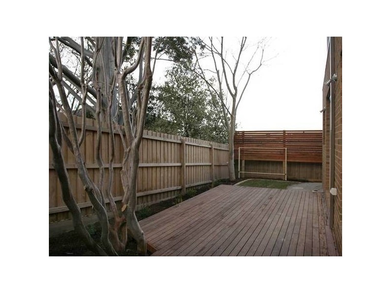 3/4a Buchanan Road, Berwick VIC 3806