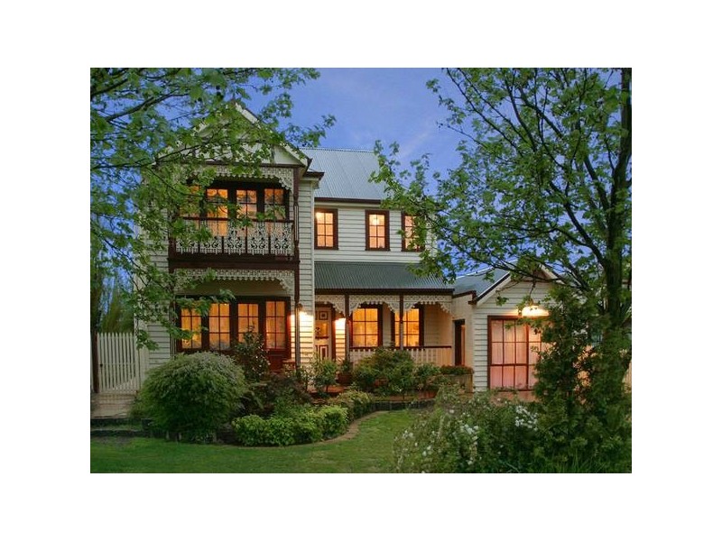 10a Argyle Court, Berwick VIC 3806