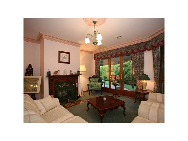 17 Kirkham Court, Berwick VIC 3806