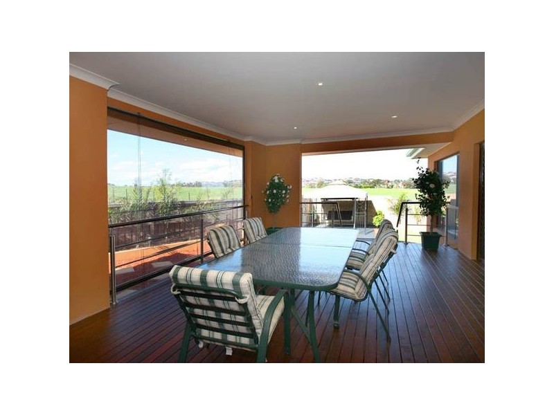 25 Highvale Crescent, Berwick VIC 3806