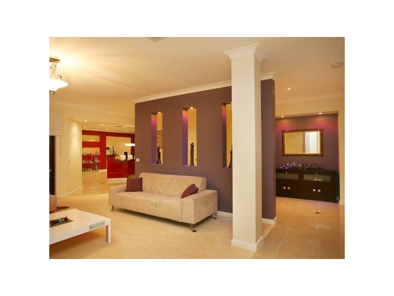 25 Highvale Crescent, Berwick VIC 3806