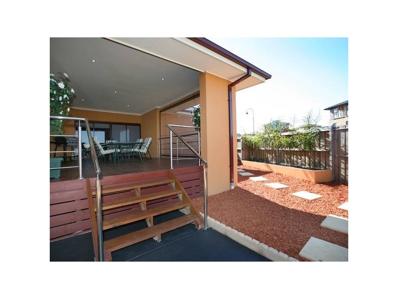 25 Highvale Crescent, Berwick VIC 3806