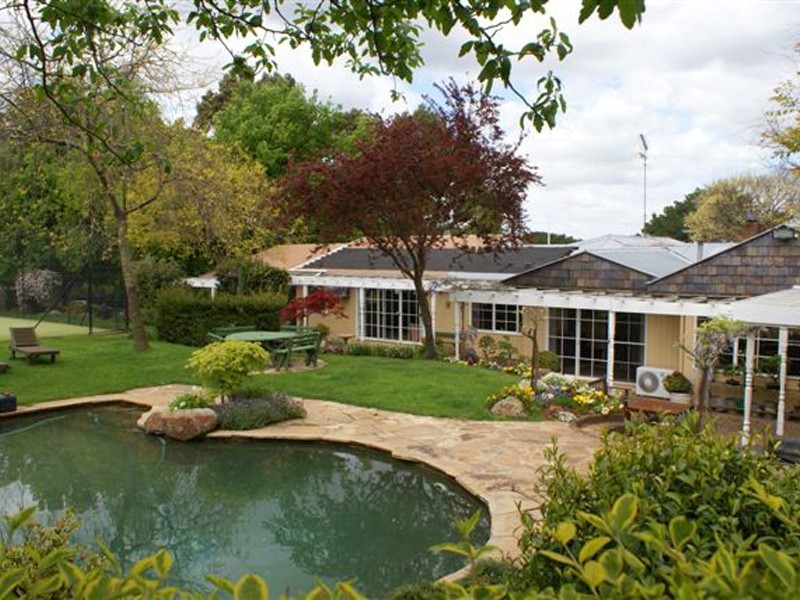 32 Noack Road, Harkaway VIC 3806