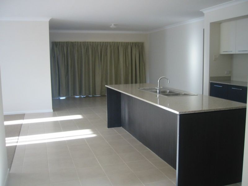 4 Montpelier Drive, Berwick VIC 3806