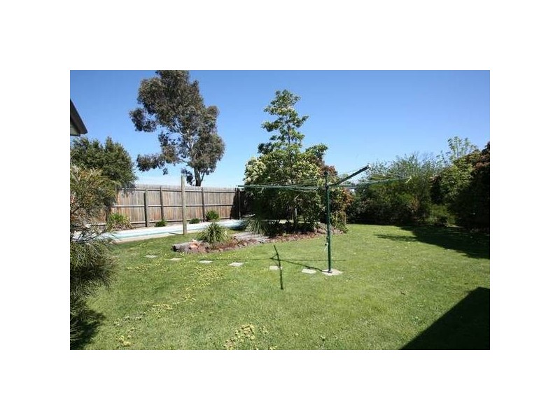 16 Hair Court, Beaconsfield VIC 3807