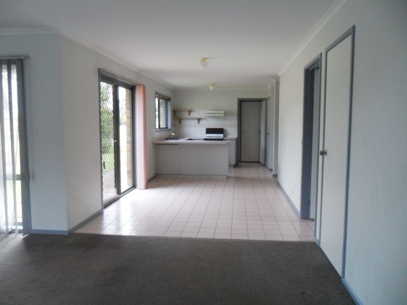 50 Collins Crescent, Berwick VIC 3806