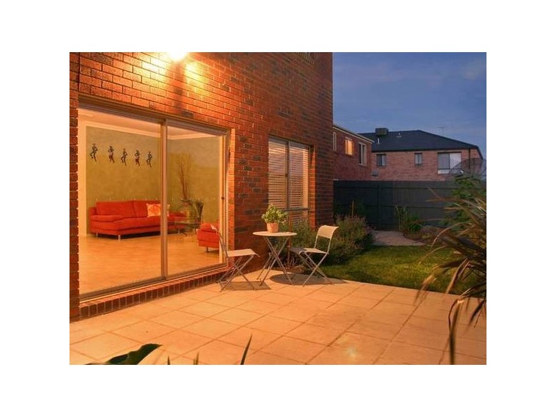 9 Rebecca Mac Court, Hallam VIC 3803