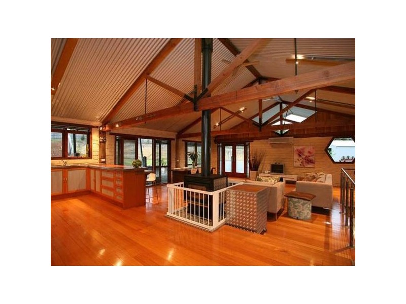 40 Mc Innes Road, Tynong North VIC 3813