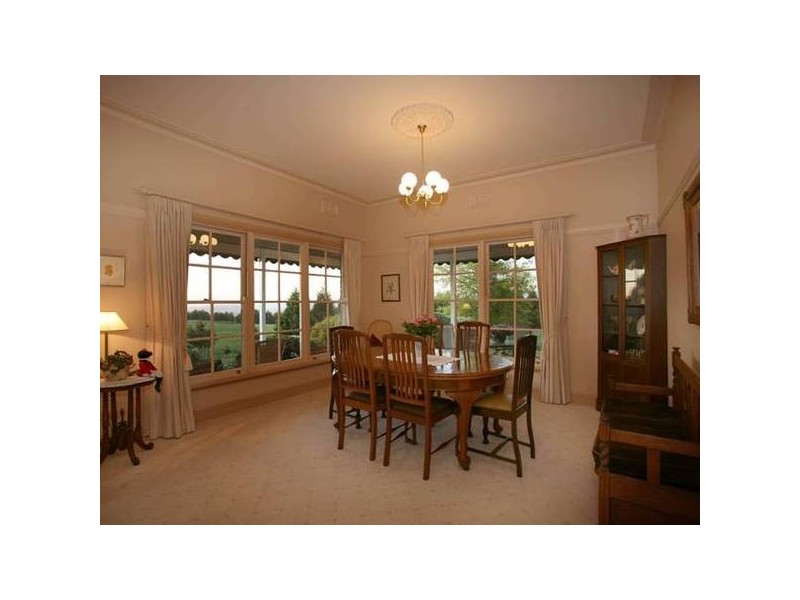 38 King Road, Harkaway VIC 3806