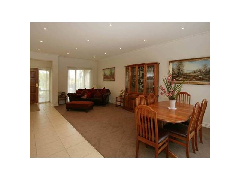 13a Wilson Street, Berwick VIC 3806