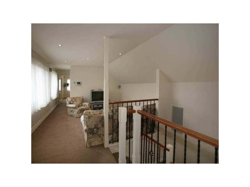 13a Wilson Street, Berwick VIC 3806