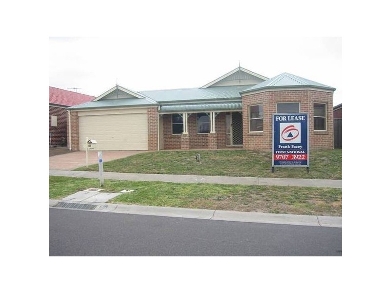 15 Hadley Circuit, Narre Warren South VIC 3805