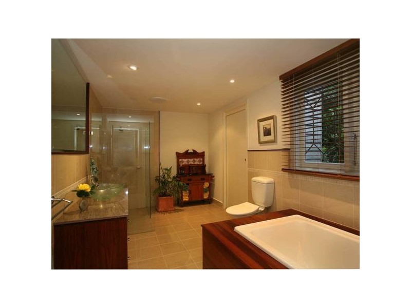 10 Neill Street, Berwick VIC 3806