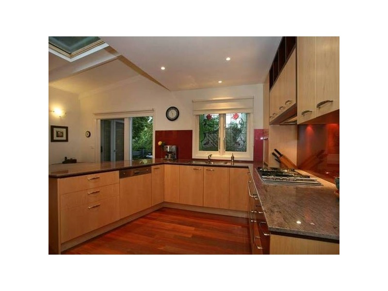 10 Neill Street, Berwick VIC 3806