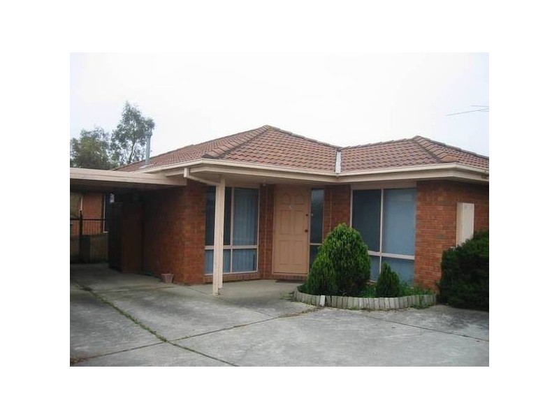 18 Insignia Crescent, Berwick VIC 3806