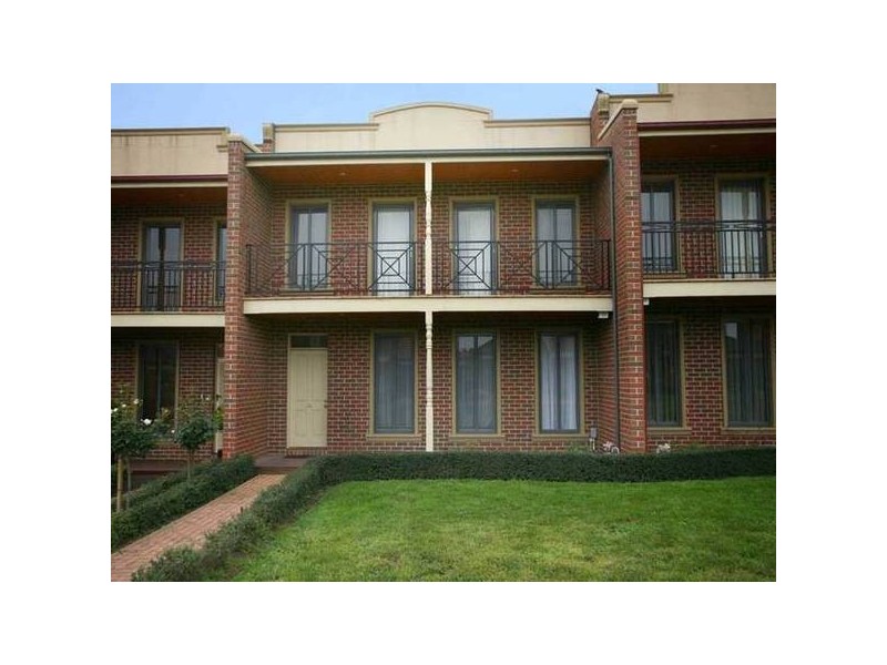 34/18-26 Marlesford Crescent, Berwick VIC 3806
