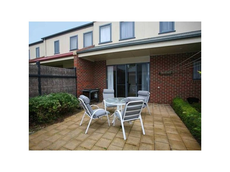 34/18-26 Marlesford Crescent, Berwick VIC 3806