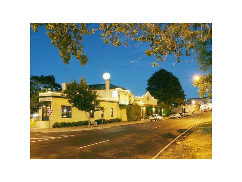 44 Yaldara Drive, Berwick VIC 3806