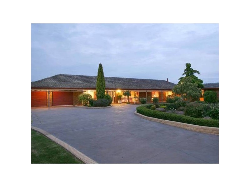 90 Twyford Road, Clyde VIC 3978