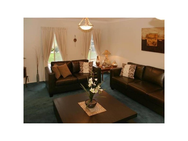 15 Tyrell Place, Berwick VIC 3806