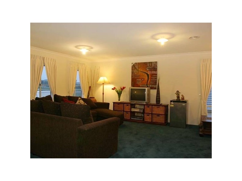 15 Tyrell Place, Berwick VIC 3806