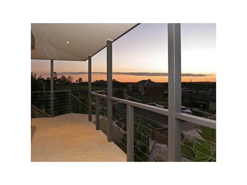 14 Whitaker Place, Beaconsfield VIC 3807