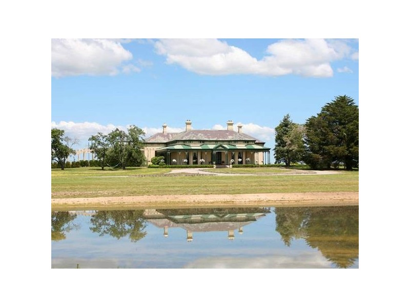 95 Mc Cormacks Road, Clyde North VIC 3978