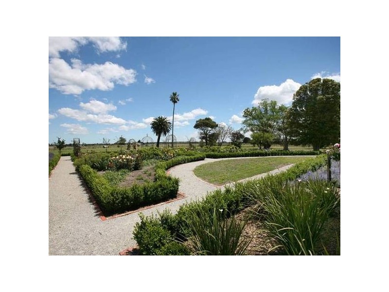 95 Mc Cormacks Road, Clyde North VIC 3978