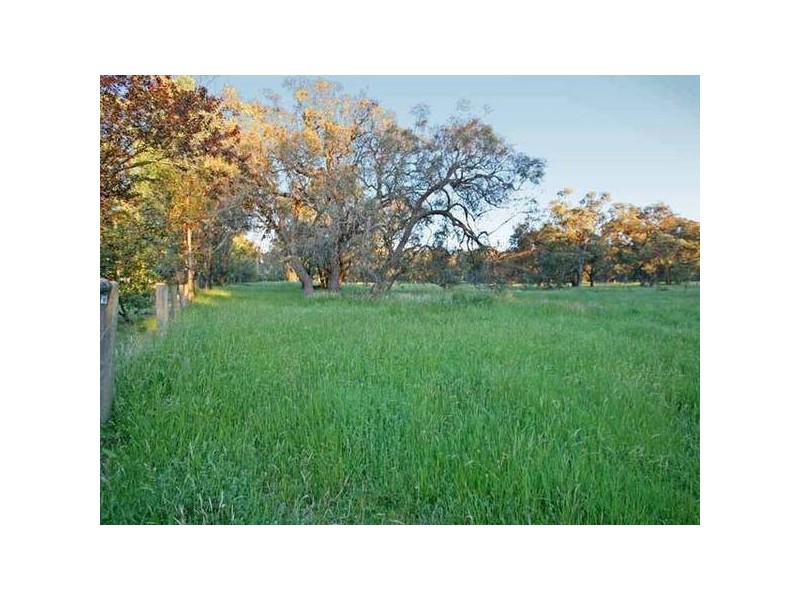 29 Sugarloaf Road, Beaconsfield Upper VIC 3808