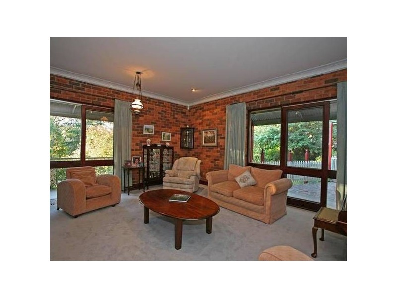 29 Sugarloaf Road, Beaconsfield Upper VIC 3808