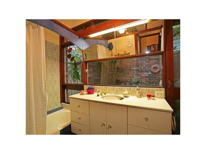 29 Sugarloaf Road, Beaconsfield Upper VIC 3808