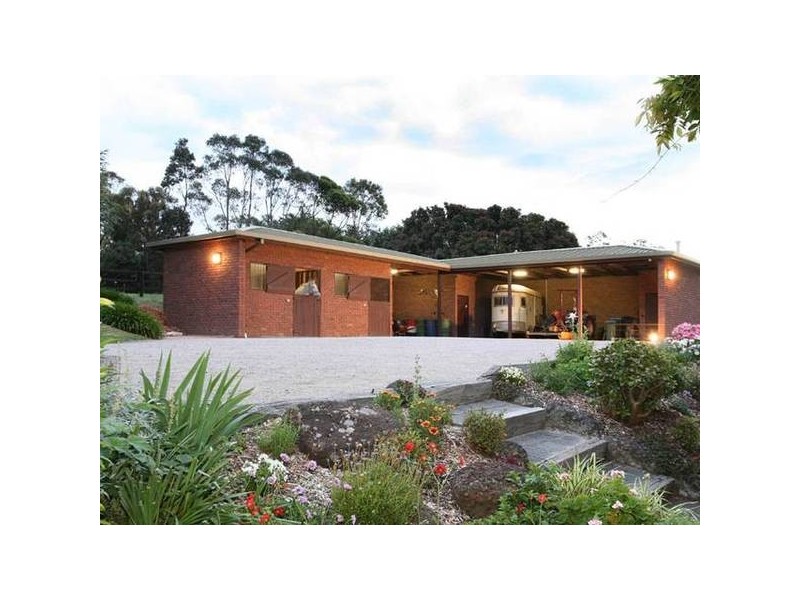 2-12 Hilden Drive, Harkaway VIC 3806