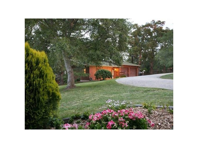 2-12 Hilden Drive, Harkaway VIC 3806