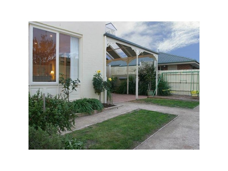 3 Brookfield Court, Berwick VIC 3806