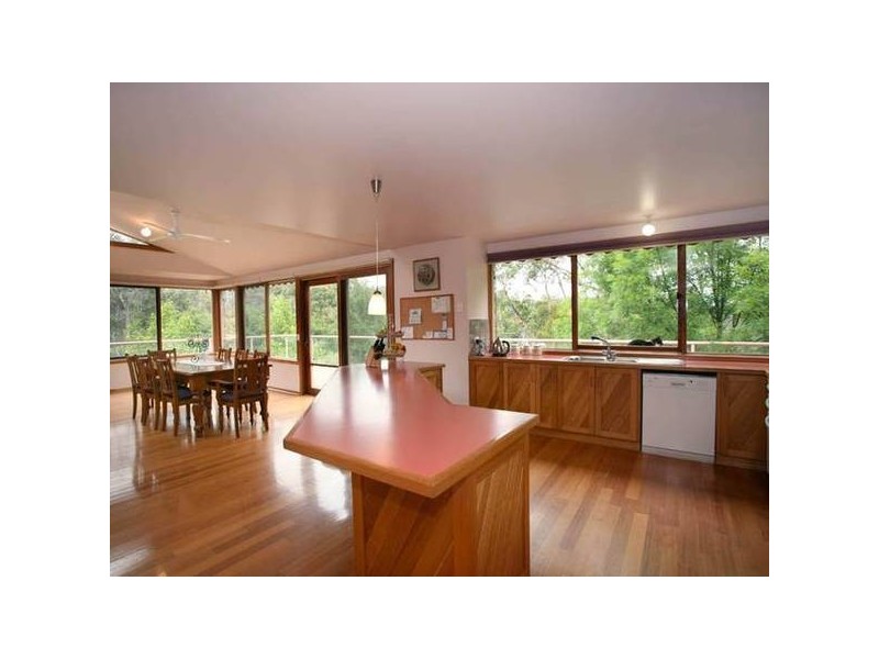 13 Knapton Avenue, Beaconsfield Upper VIC 3808