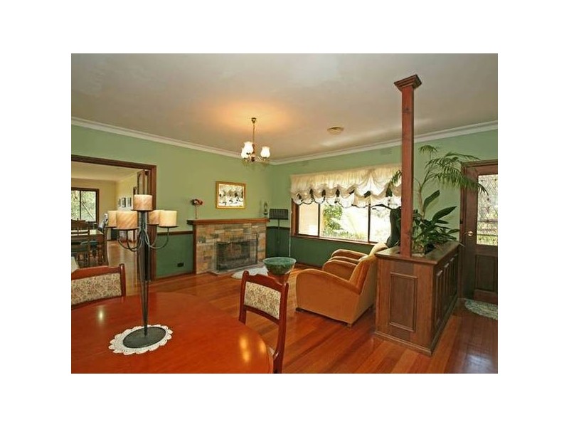 33 Sugarloaf Road, Beaconsfield Upper VIC 3808