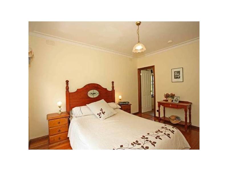 33 Sugarloaf Road, Beaconsfield Upper VIC 3808