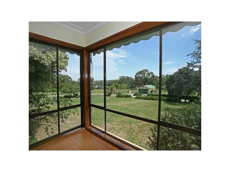 33 Sugarloaf Road, Beaconsfield Upper VIC 3808