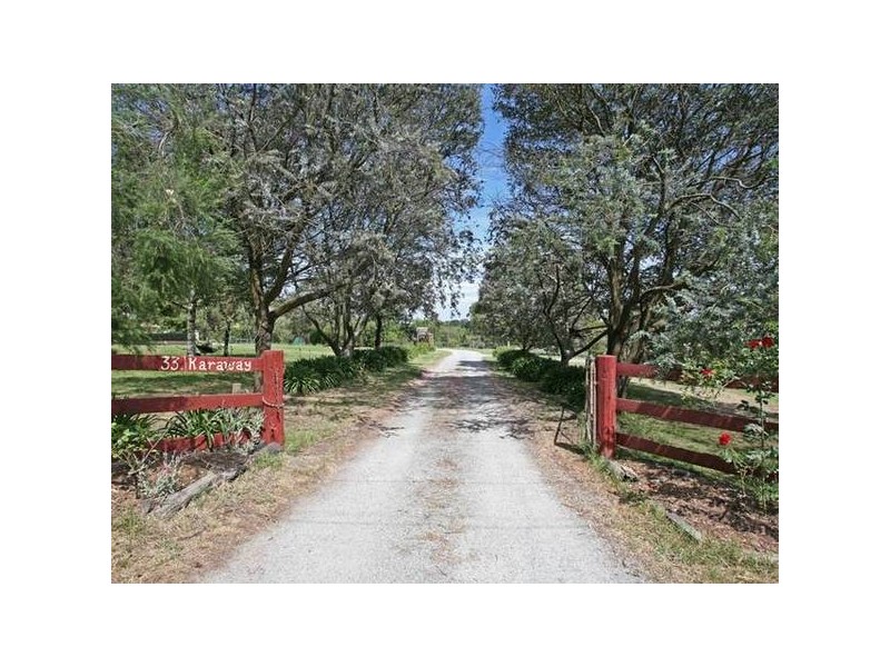 33 Sugarloaf Road, Beaconsfield Upper VIC 3808