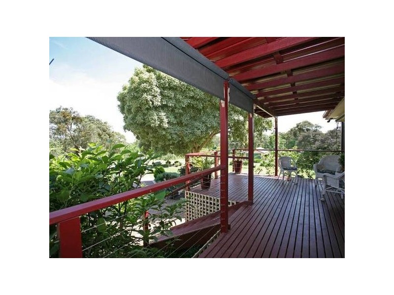 33 Sugarloaf Road, Beaconsfield Upper VIC 3808