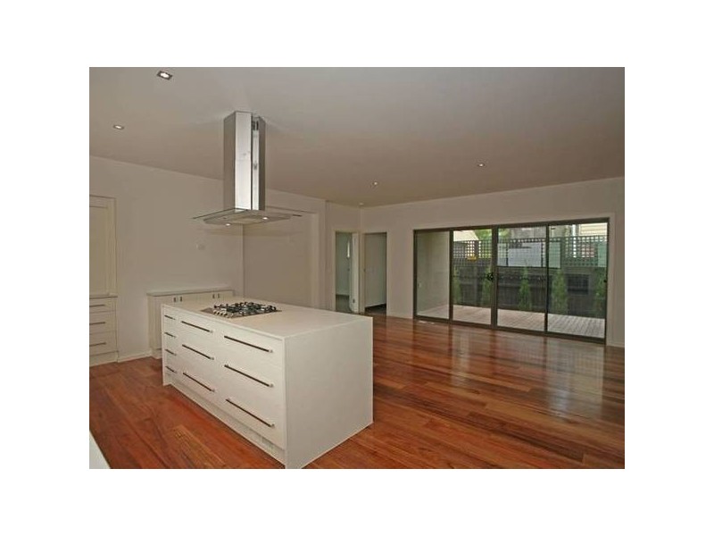 1/114 Brisbane Street, Berwick VIC 3806