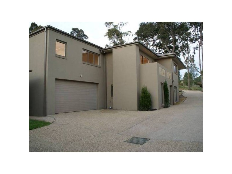 1/114 Brisbane Street, Berwick VIC 3806