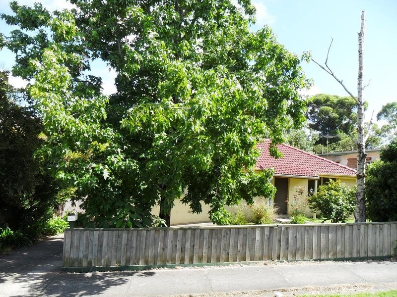 75 Lyall Road, Berwick VIC 3806