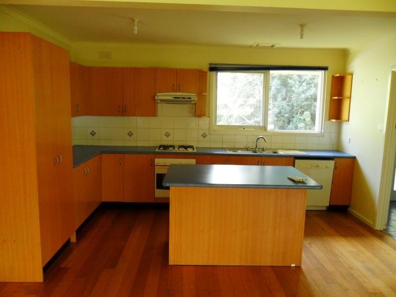 75 Lyall Road, Berwick VIC 3806