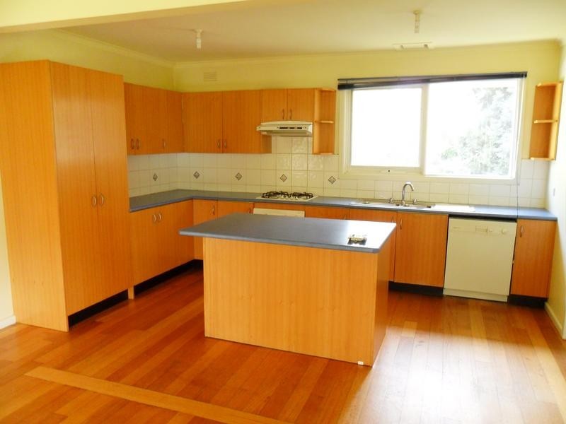 75 Lyall Road, Berwick VIC 3806