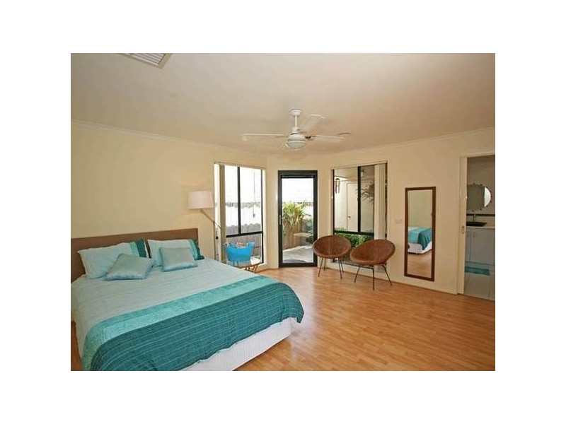 8 Wilona Way, Berwick VIC 3806