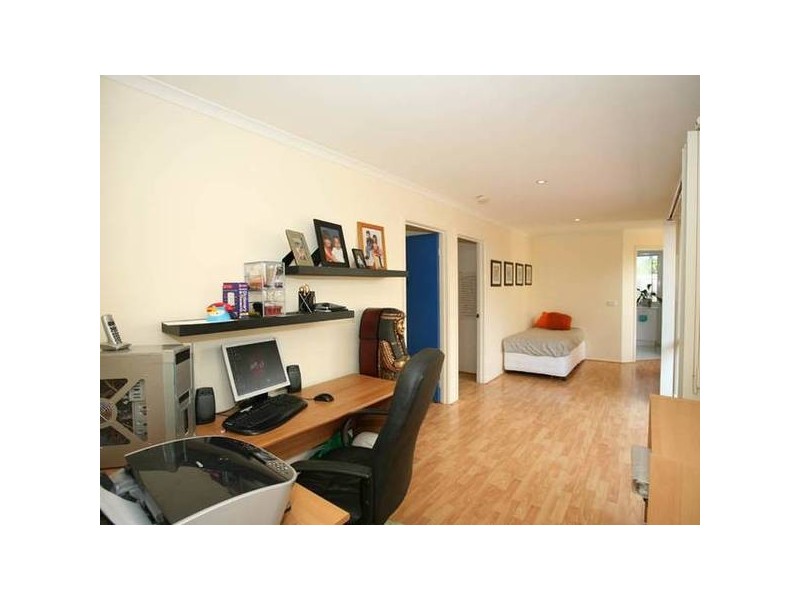 8 Wilona Way, Berwick VIC 3806