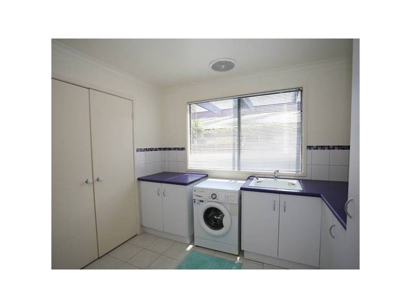 8 Wilona Way, Berwick VIC 3806