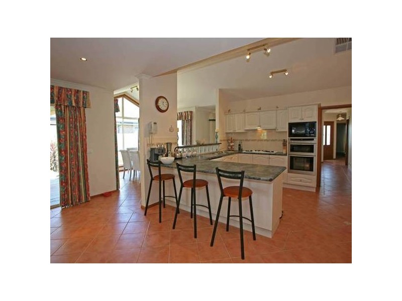 28 Sanctuary Way, Beaconsfield VIC 3807